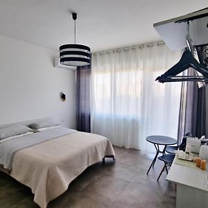 Camera con letto king size